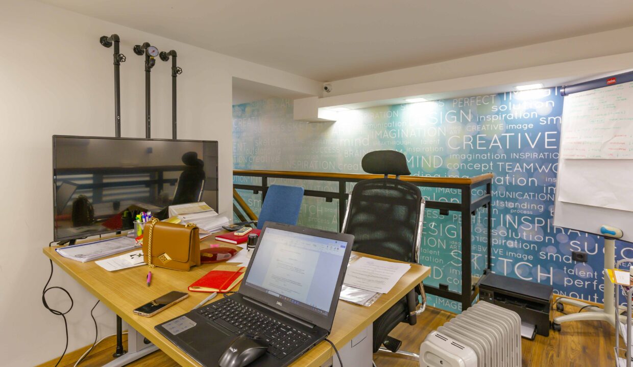 Izdavnje poslovni prostor City key (19)