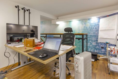 Izdavnje poslovni prostor City key (21)