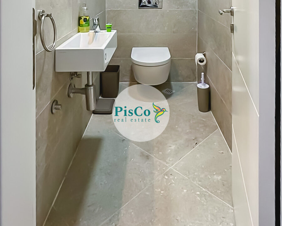 Dvosoban stan, prodaja Tivat (1 of 8)