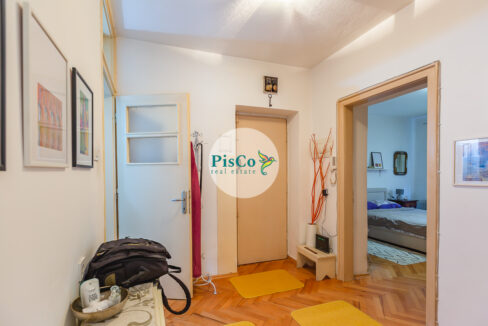 Izdavanje stanova Podgorica, prostran jednosoban stan, centar (11 of 16)