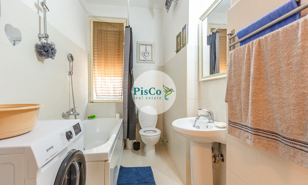 Izdavanje stanova Podgorica, prostran jednosoban stan, centar (8 of 16)