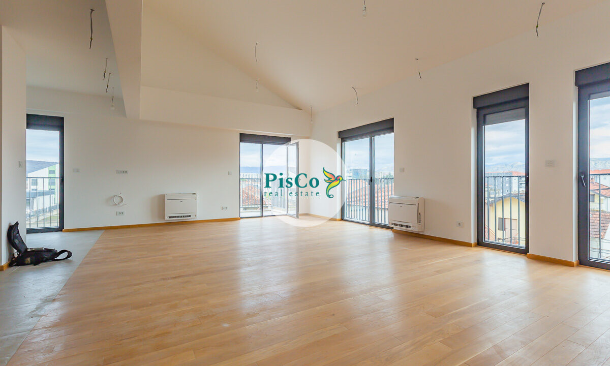 Prodaja stanova, Podgorica, Cortex selo, Zabjelo, moderan četvorosoban duplex180m2 (8 of 14)