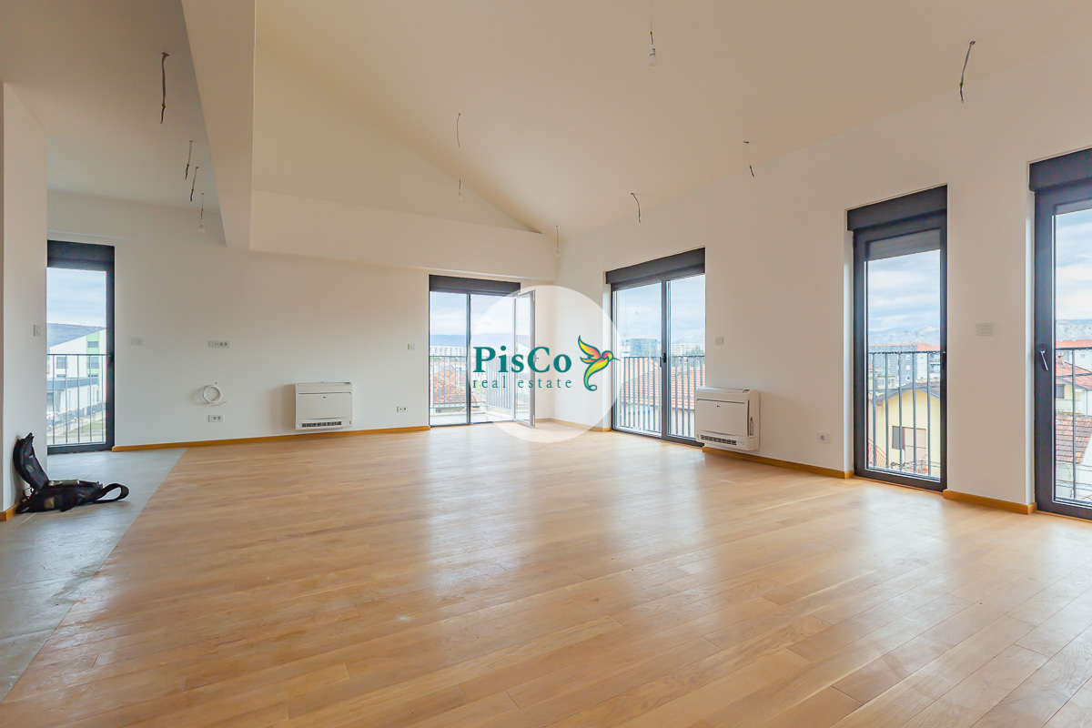 Apartment for Sale, Podgorica, Cortex Village, Zabjelo – Modern Four-Bedroom Duplex, 142 m² 4 Prodaja stanova Podgorica Cortex selo Zabjelo moderan cetvorosoban duplex180m2 8 of 14