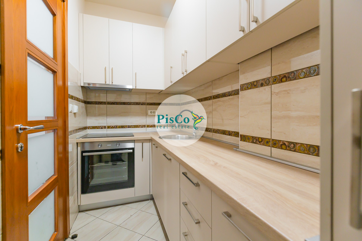 Prodaja stanova Podgorica, jednosoban stan 50m2, centar 5 Podgorica prodaja stanova jednosoban 50m2 centar 14 of 22