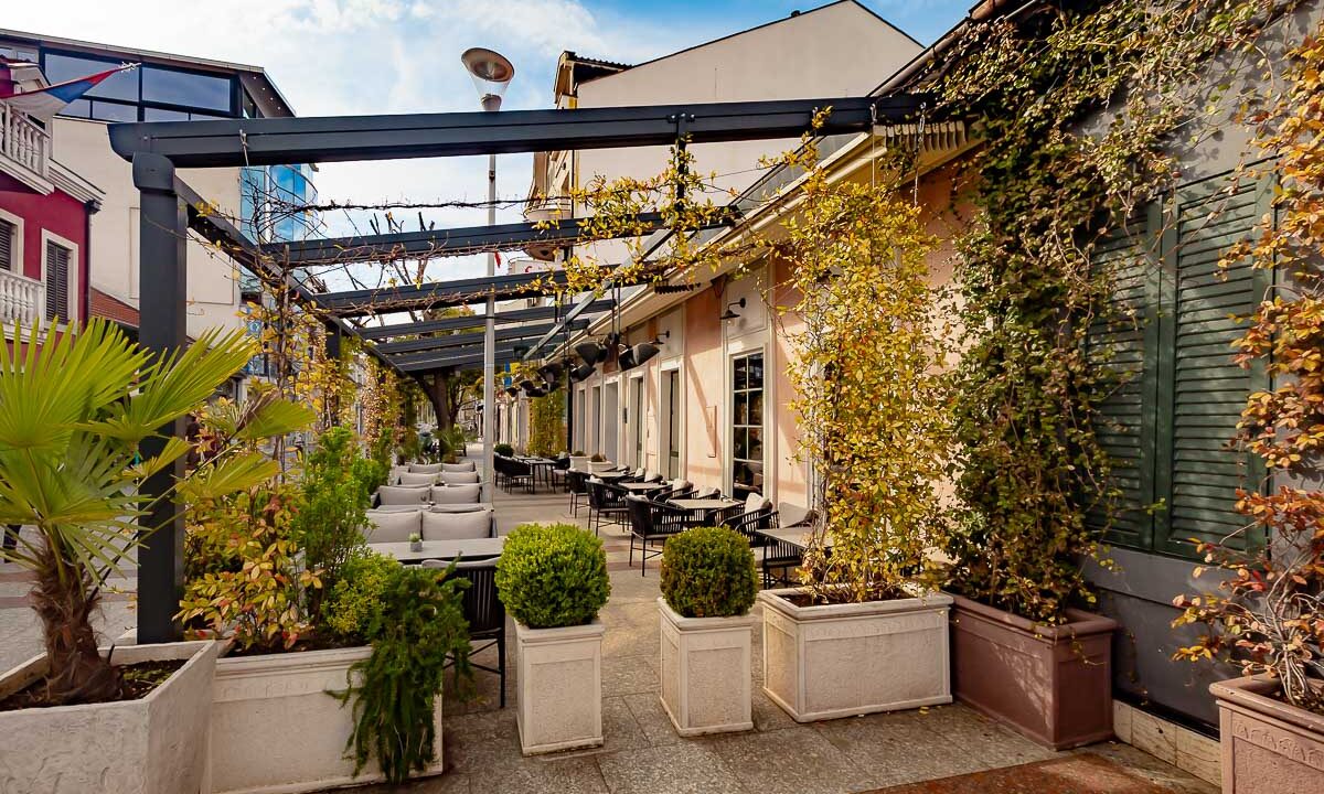 Prodaja Restorana Podgorica (24 of 36)