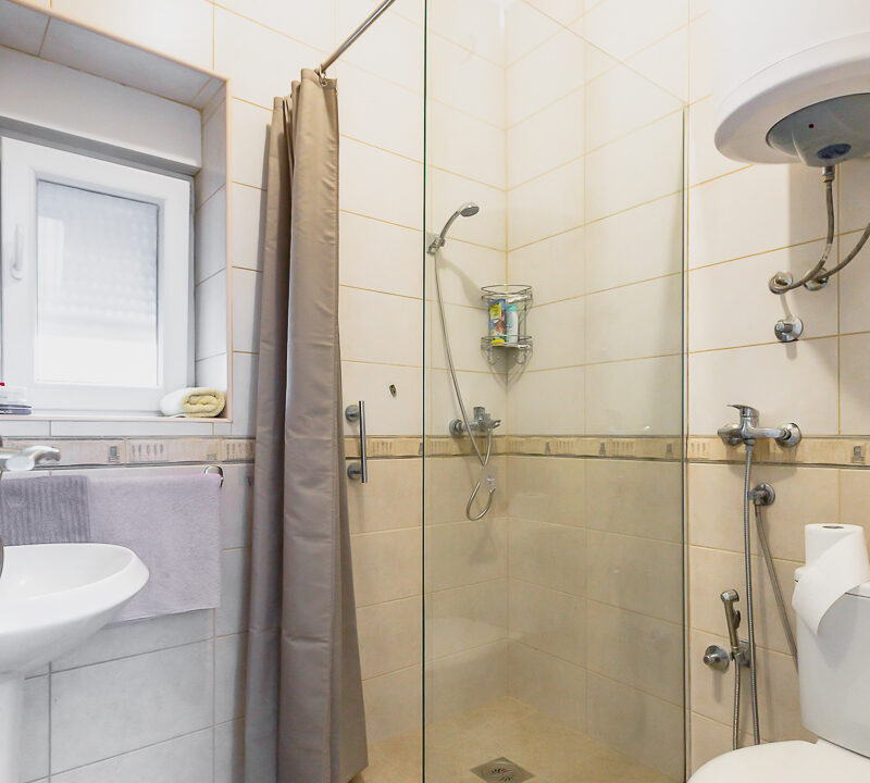 Čarobna kuća u Staroj varoši, Podgorica (4 of 34)